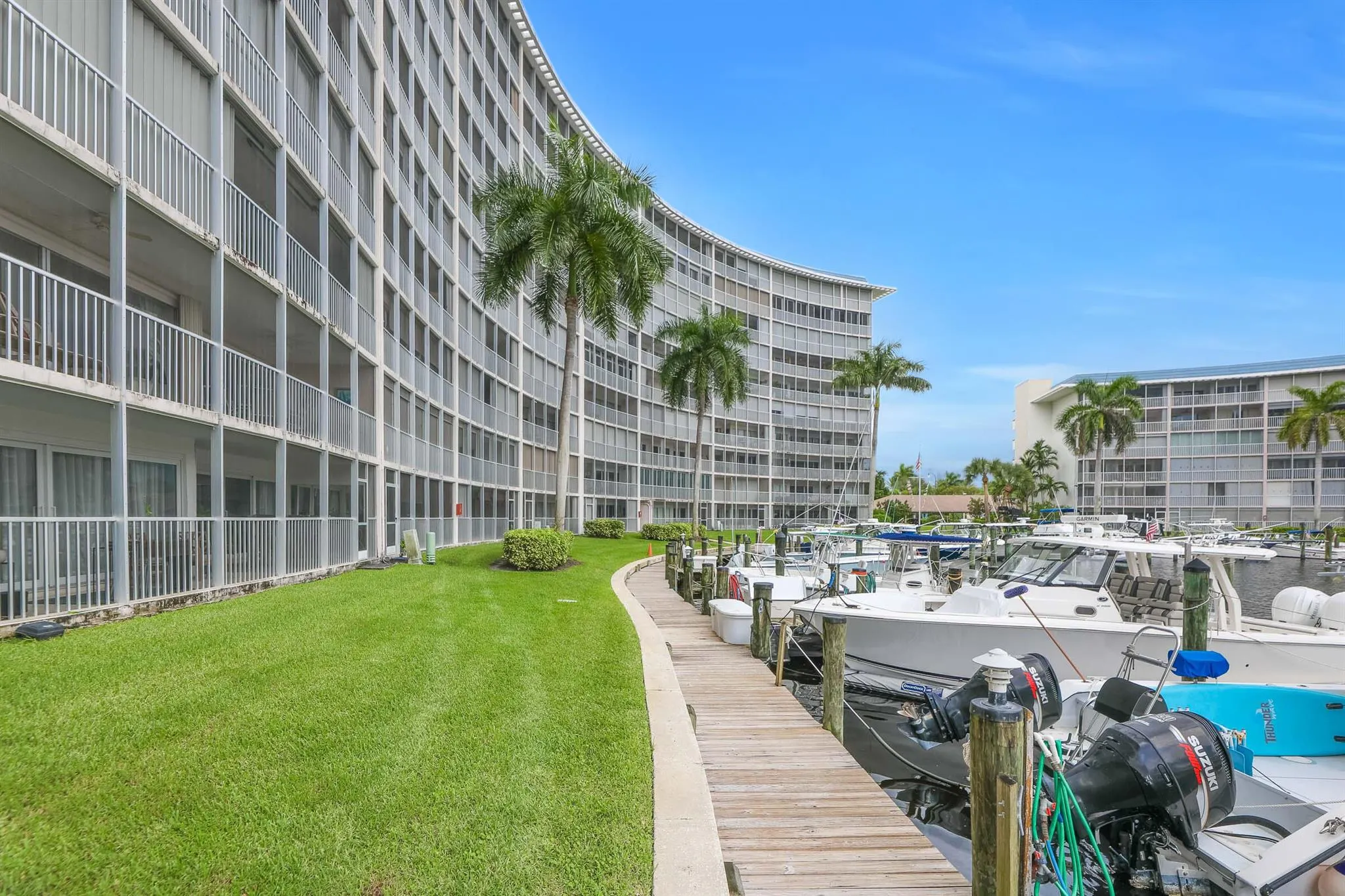 1537 E Hillsboro Boulevard, #238