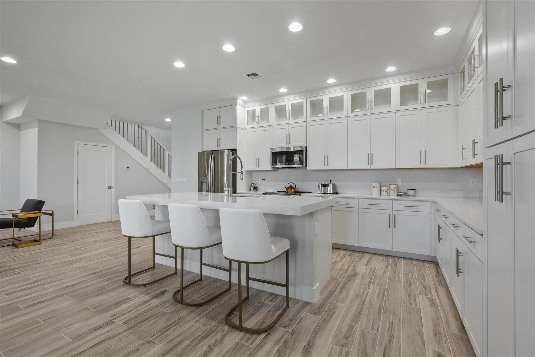 16259 Sandy Shore Drive