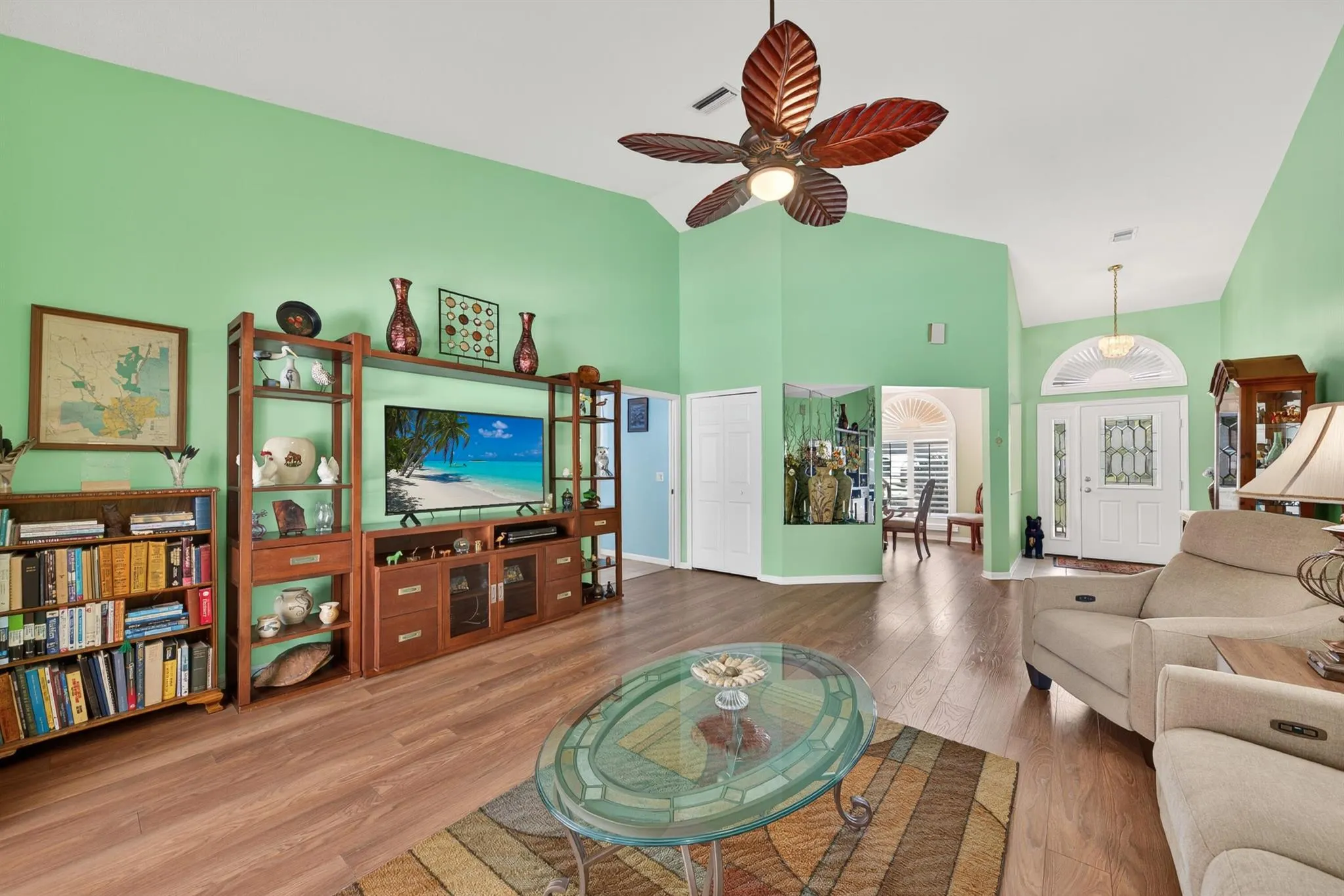 737 SW Wood Creek Drive