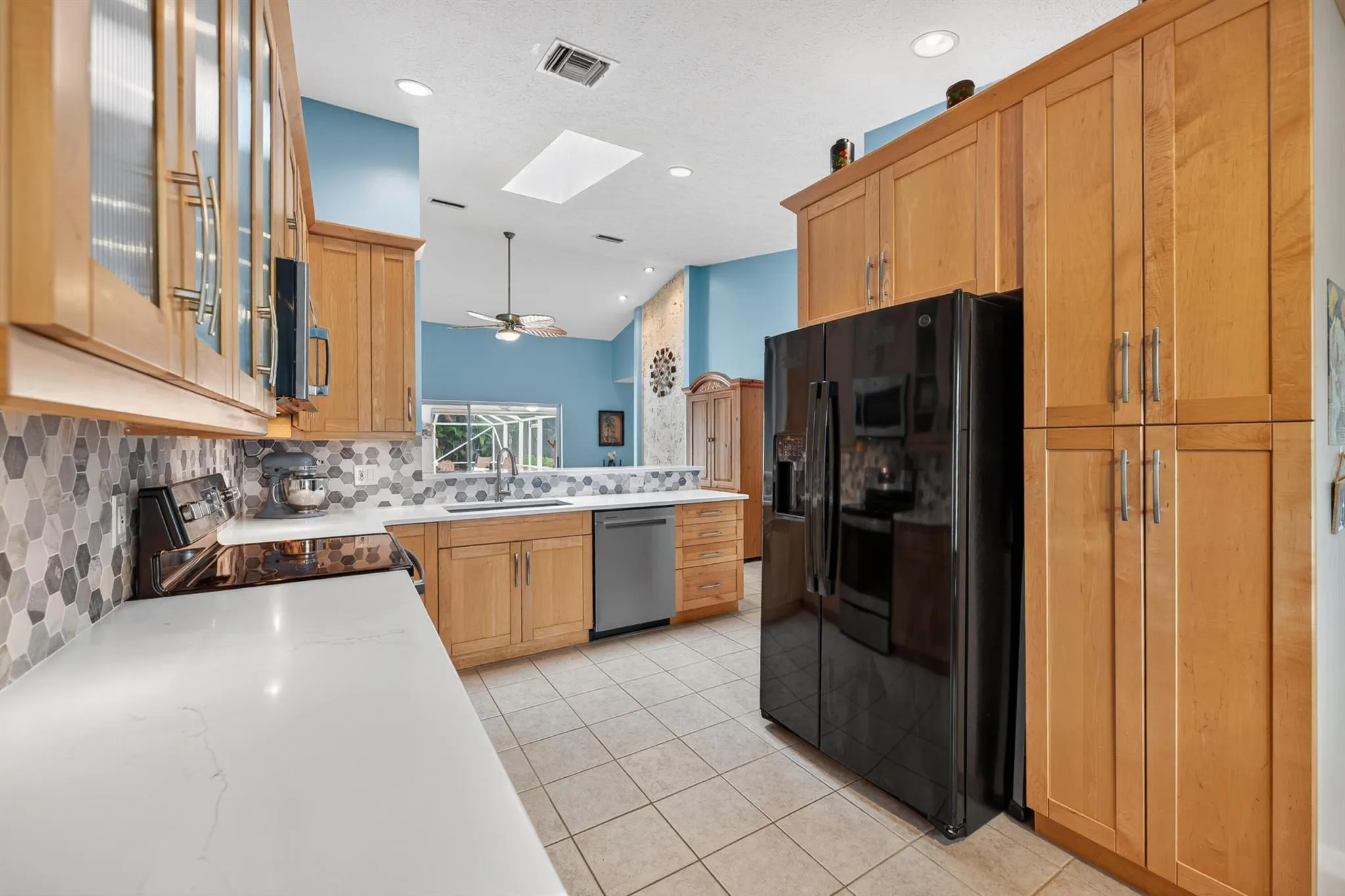 737 SW Wood Creek Drive