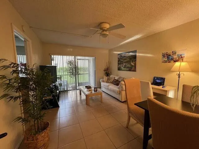 21950 Soundview Terrace, #109