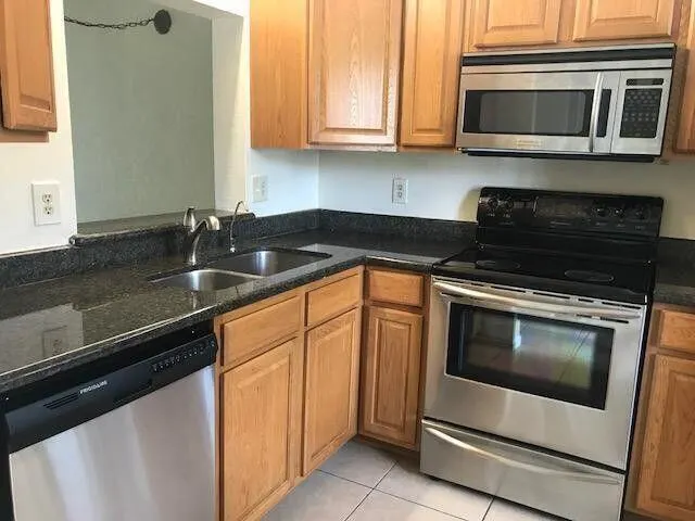21950 Soundview Terrace, #109