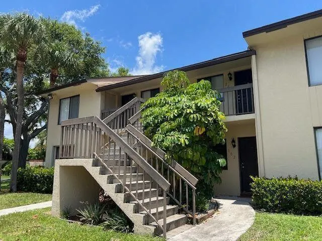 21950 Soundview Terrace, #109