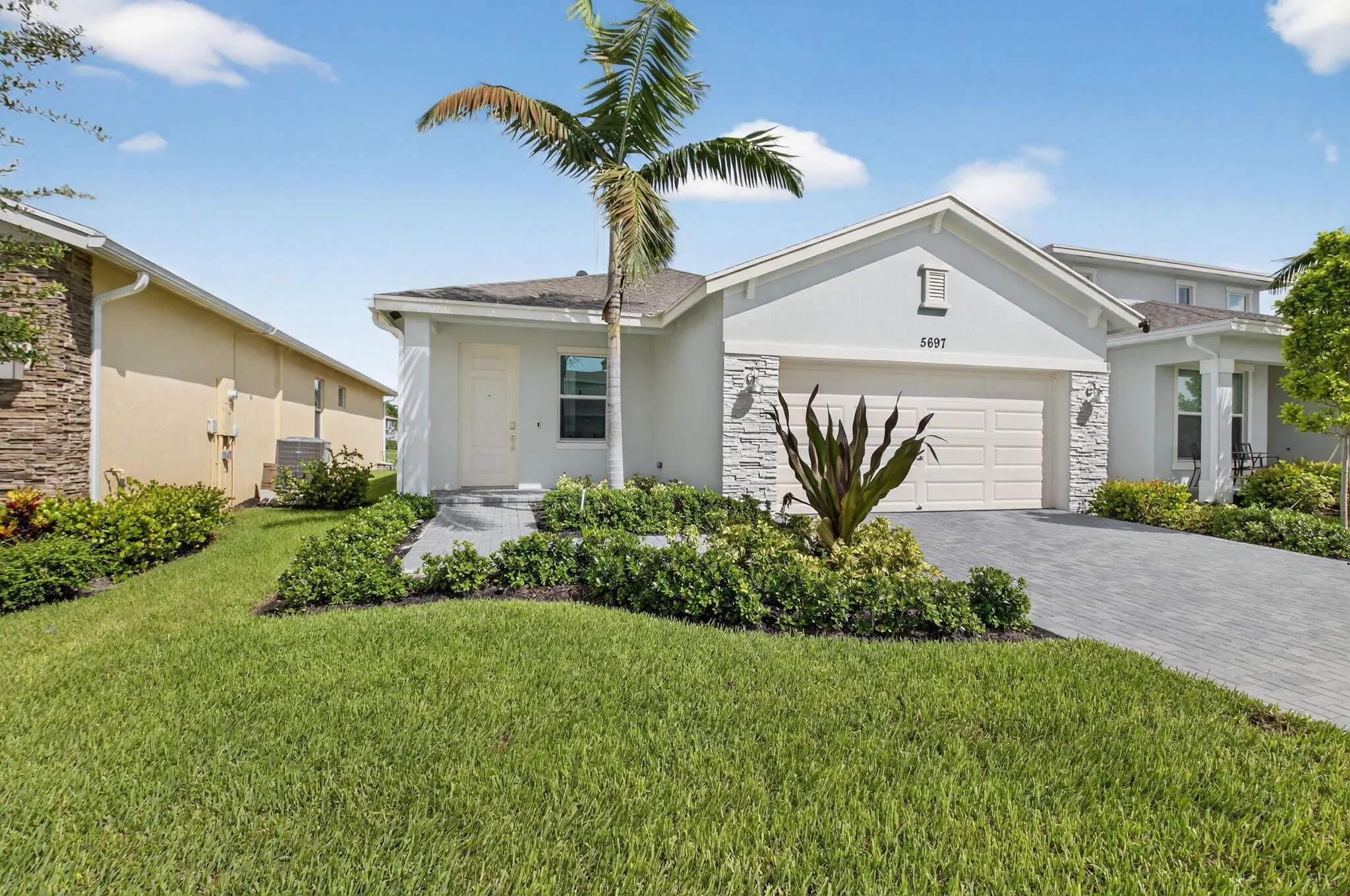 5697 Graceful Way