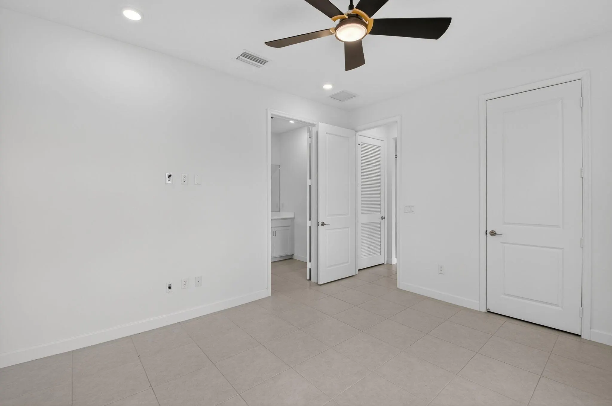 5697 Graceful Way