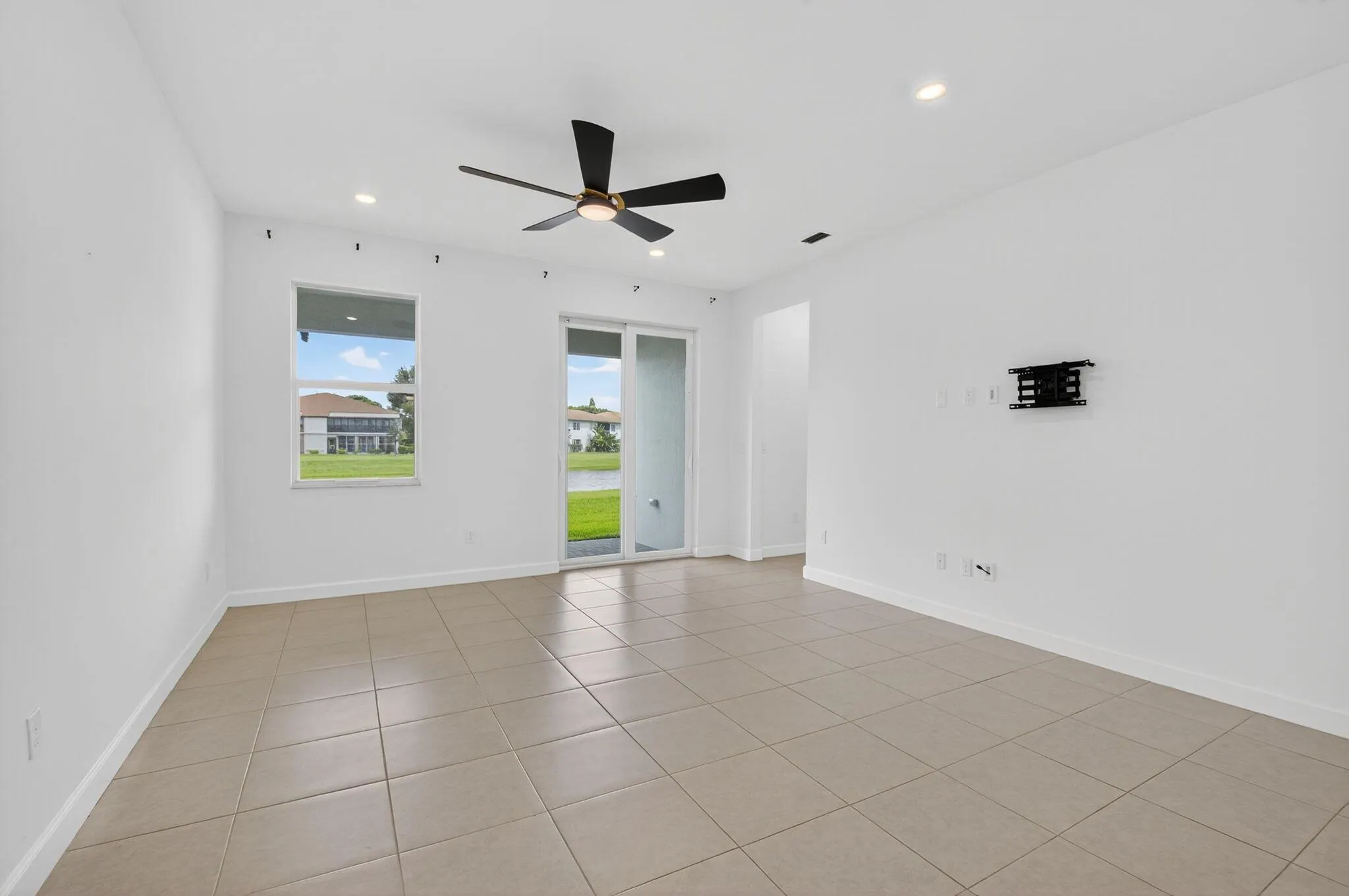 5697 Graceful Way