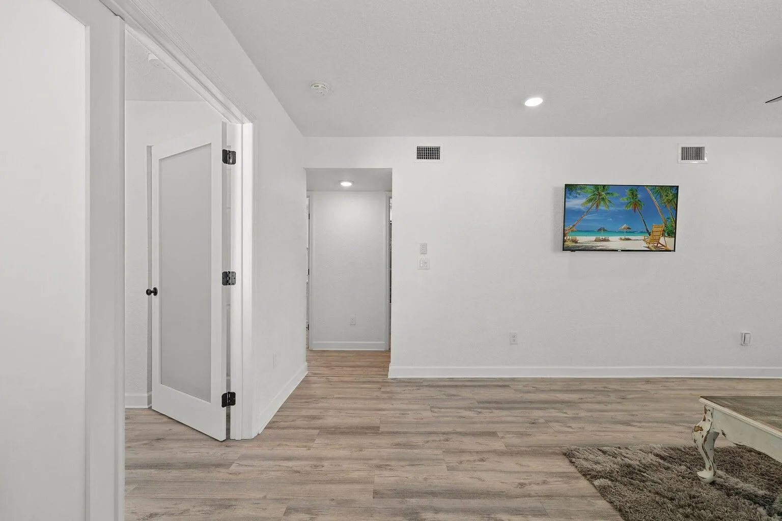 346 Hernando Street, #B