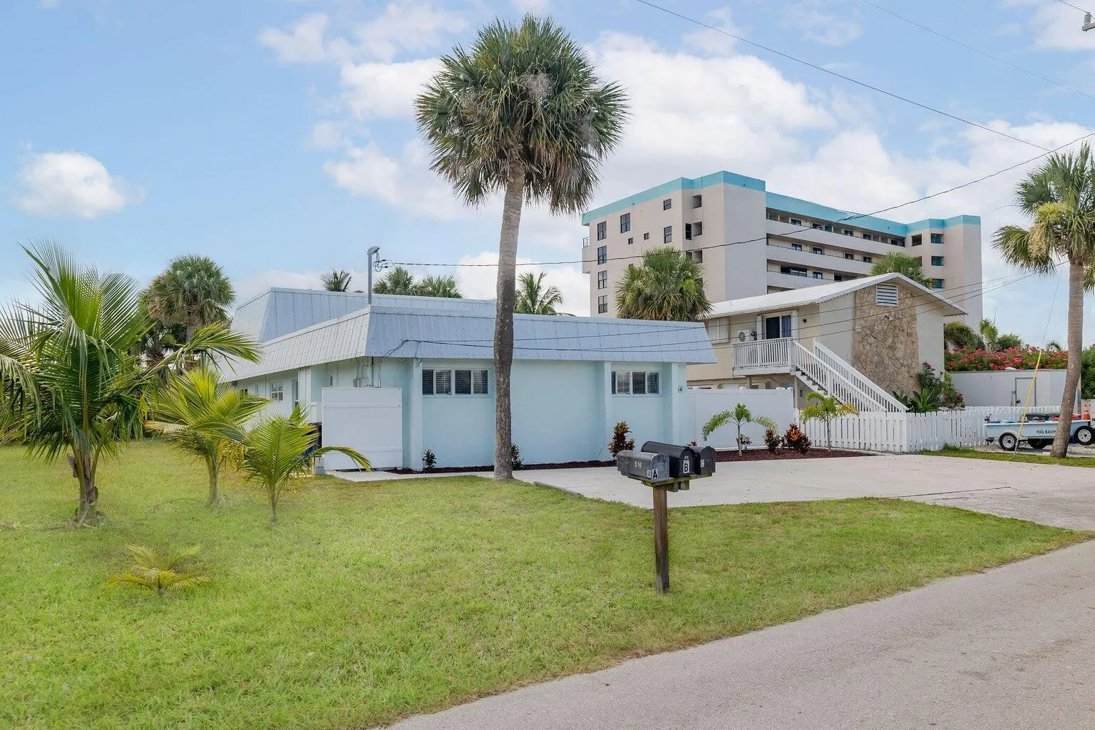 346 Hernando Street, #B