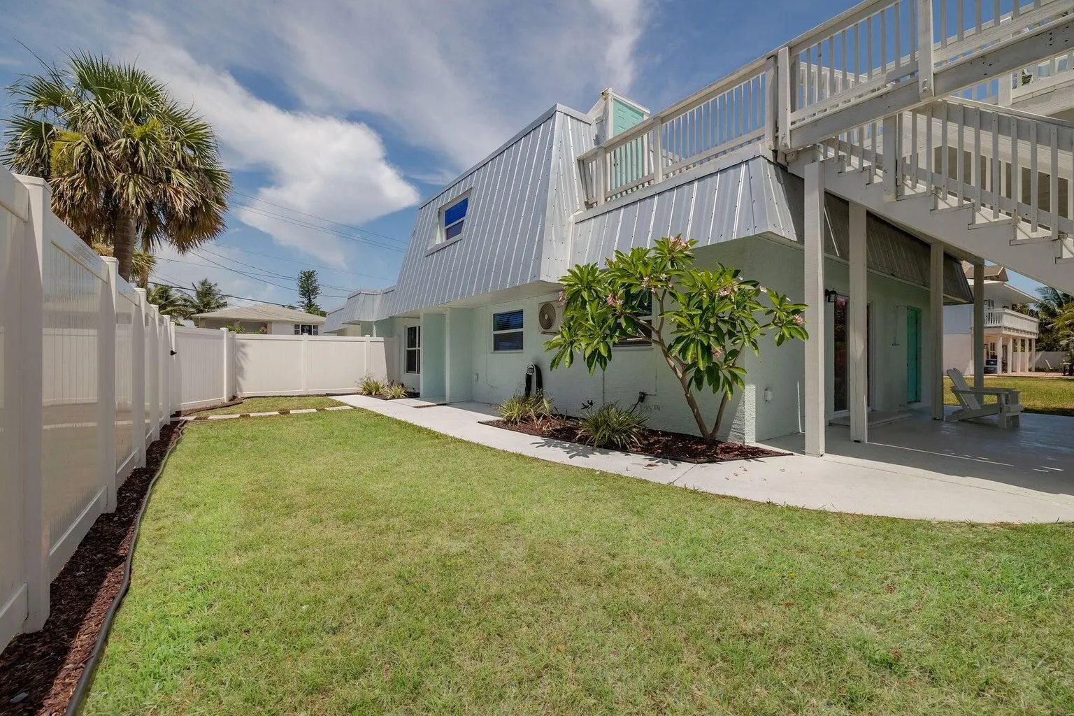346 Hernando Street, #B