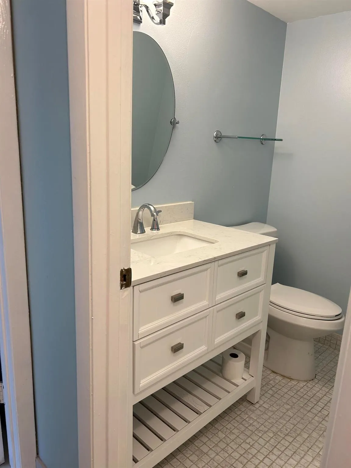 705 Lori Drive, #210