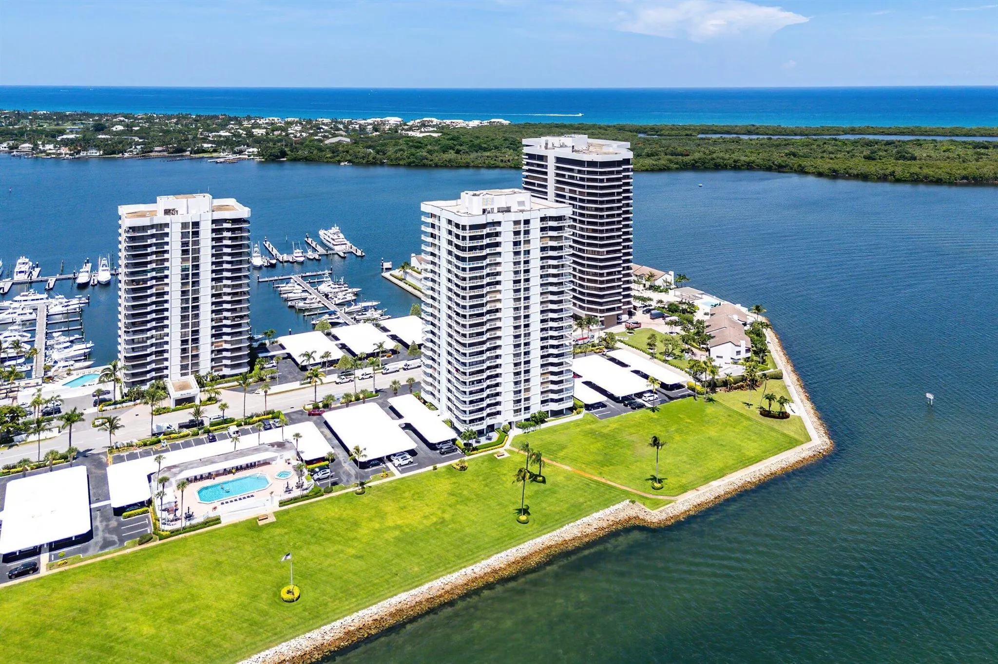 115 Lakeshore Drive, #648