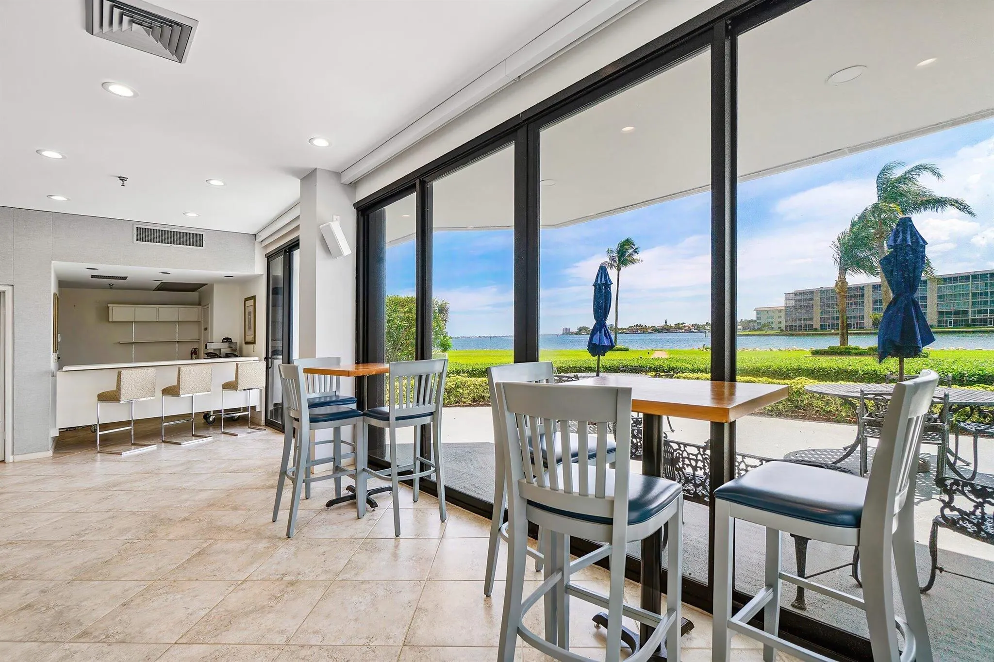 115 Lakeshore Drive, #648