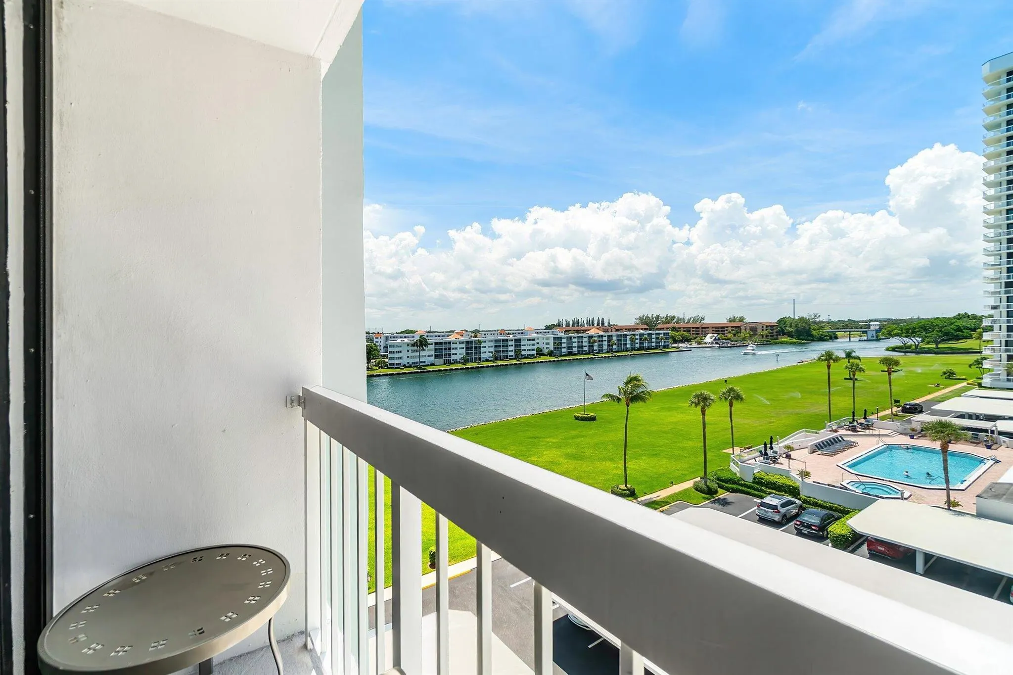 115 Lakeshore Drive, #648