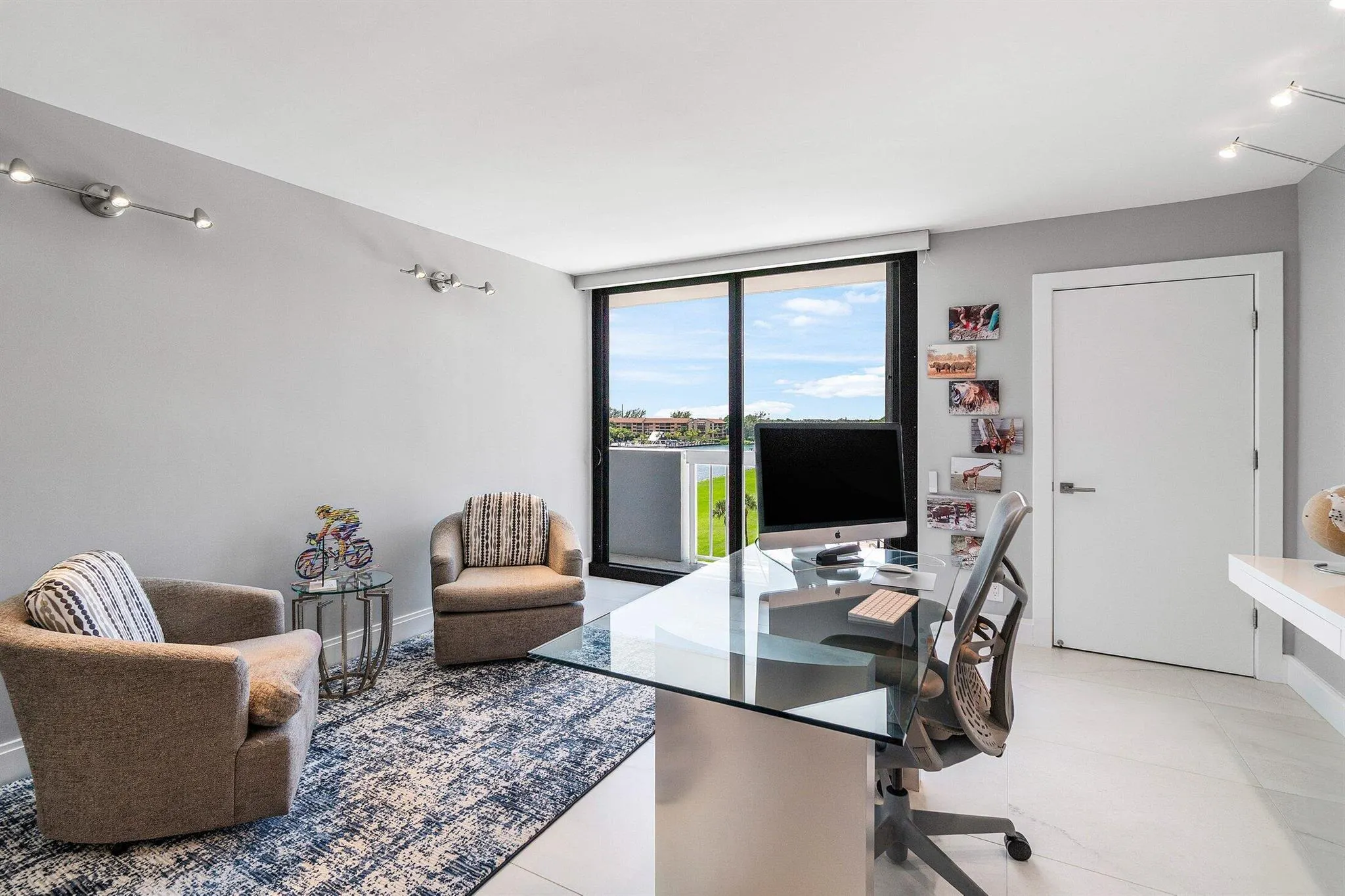 115 Lakeshore Drive, #648