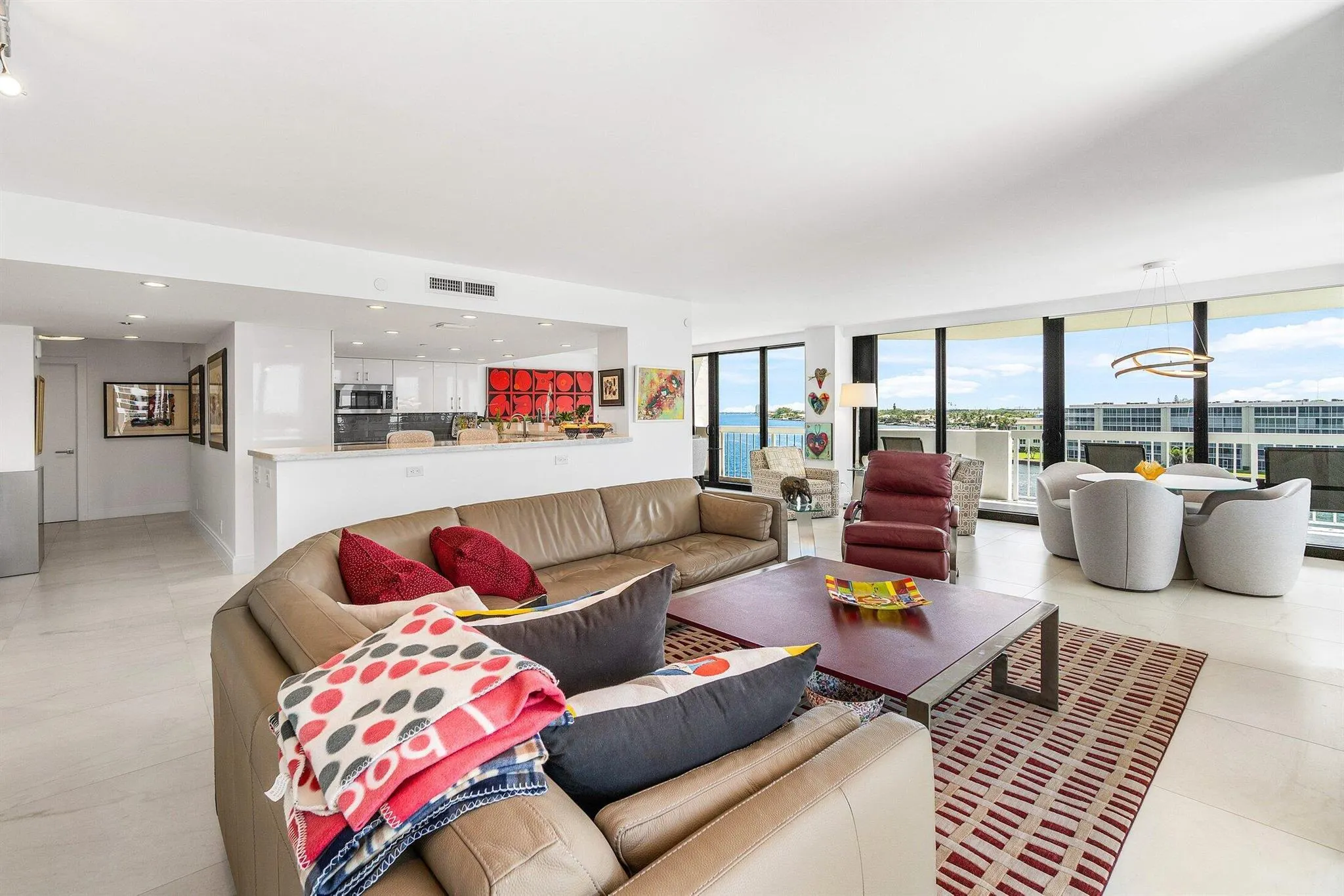 115 Lakeshore Drive, #648