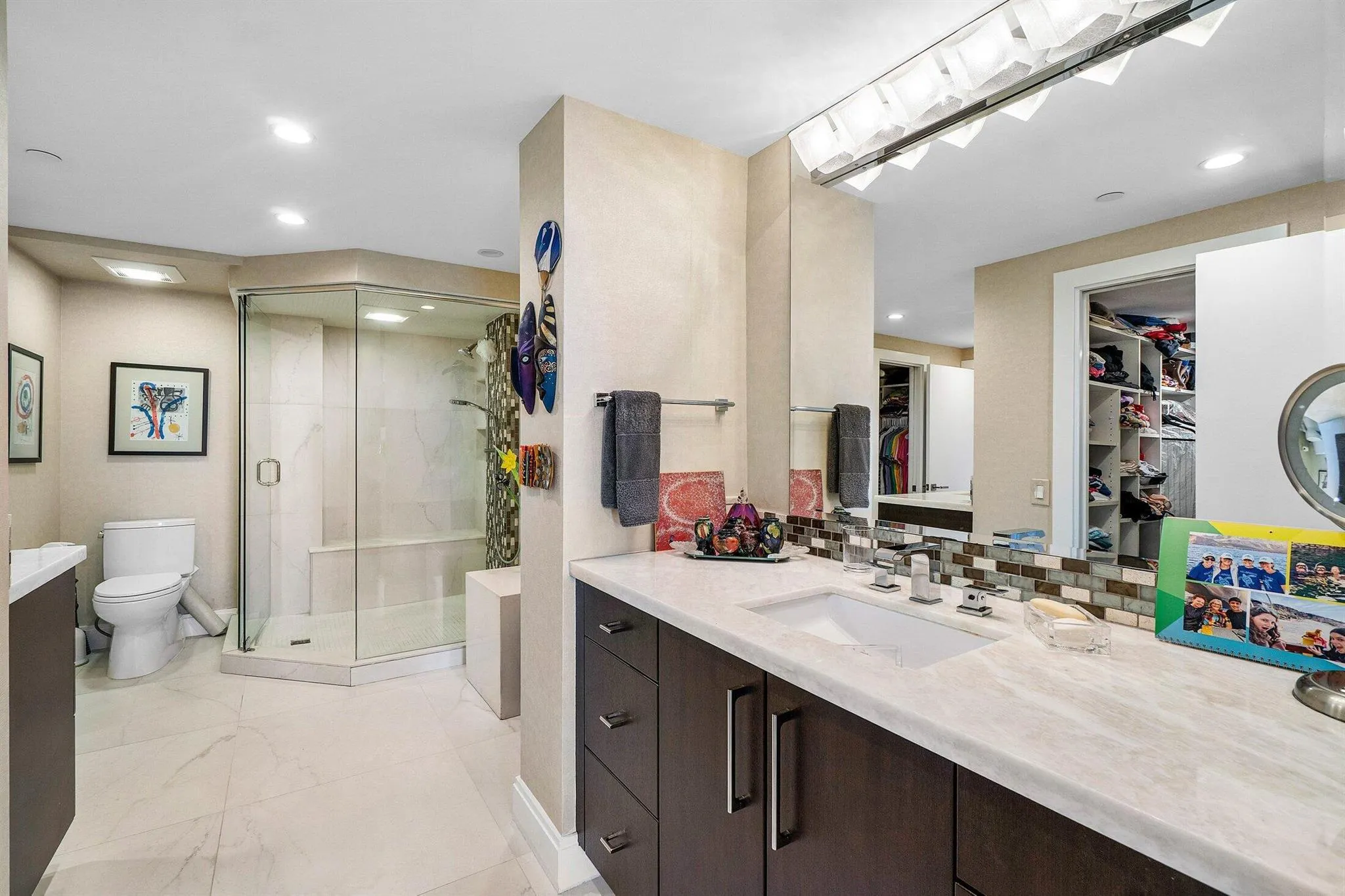 115 Lakeshore Drive, #648