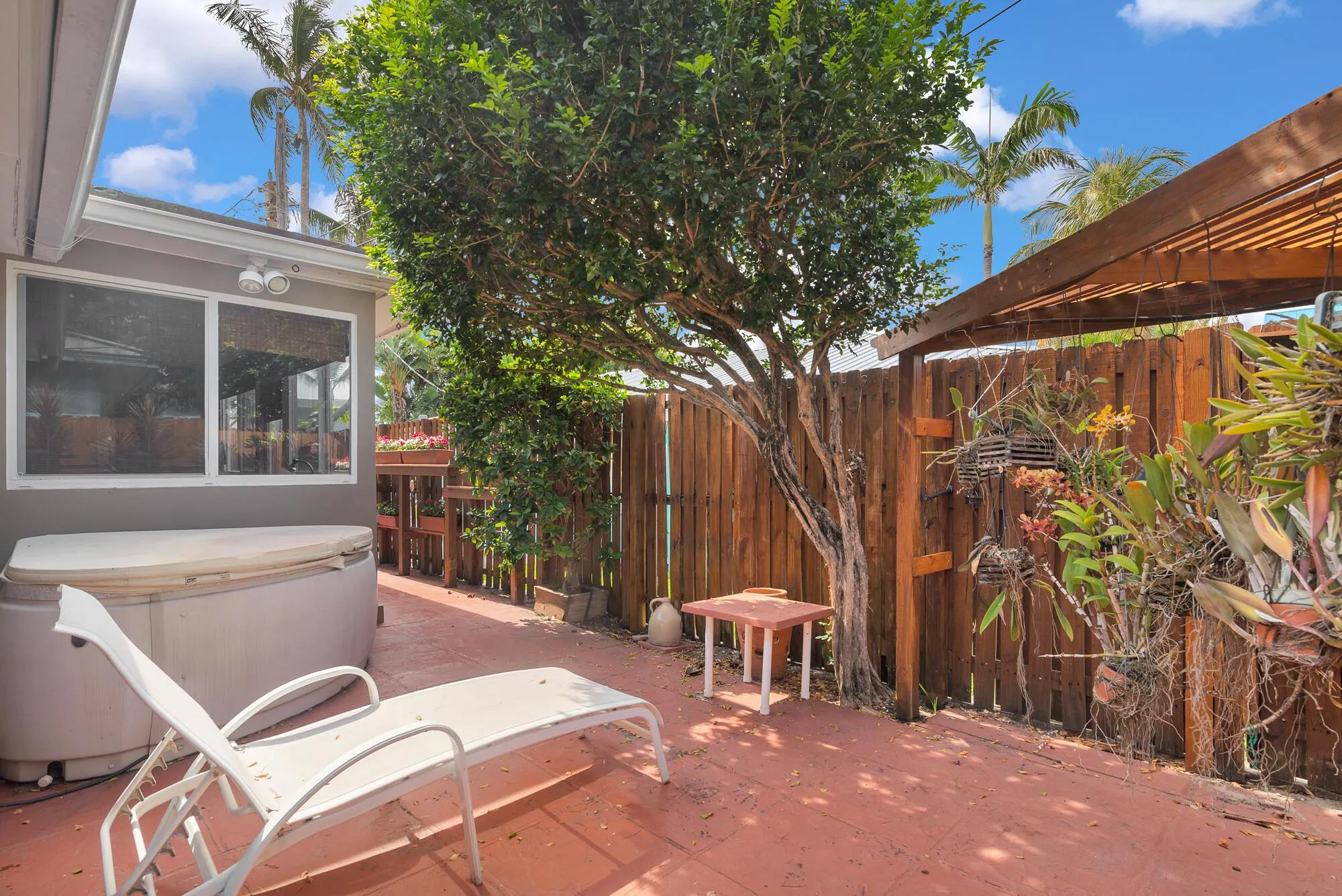 45 Douglas Drive