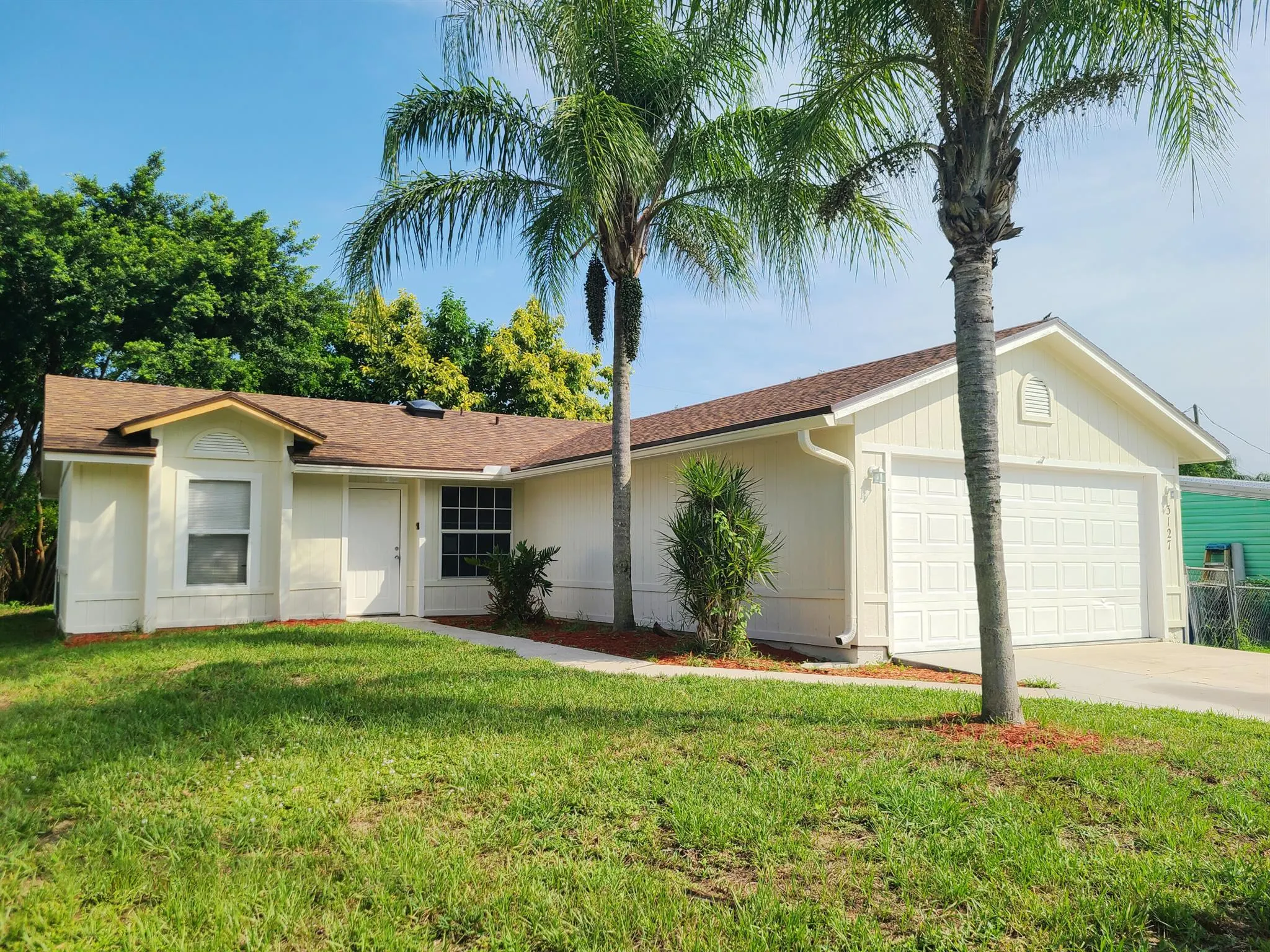 3127 SE Orchid Street
