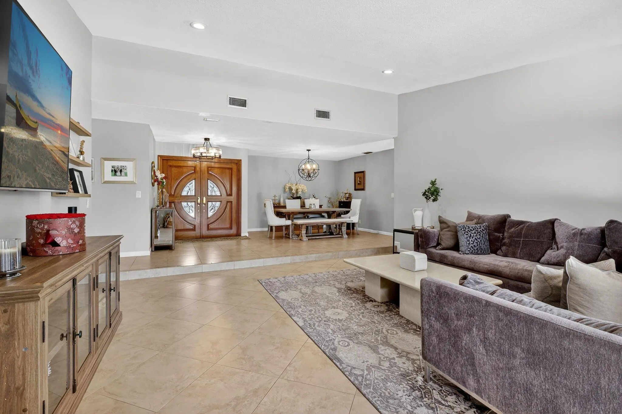 11294 Pine Valley Drive
