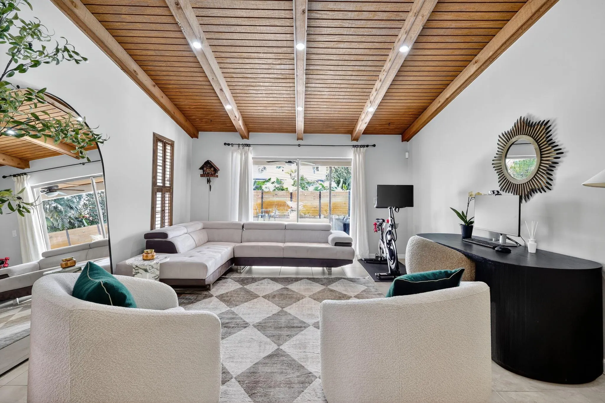 11294 Pine Valley Drive