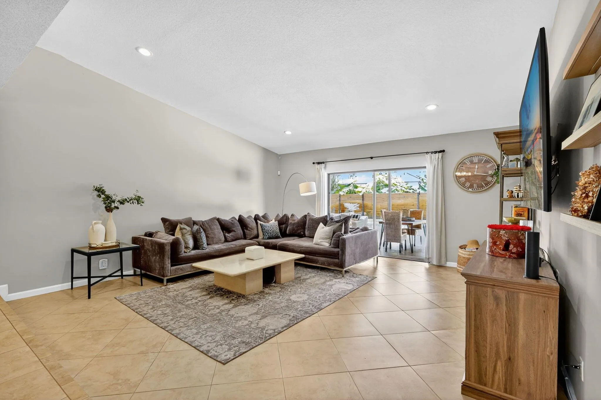 11294 Pine Valley Drive
