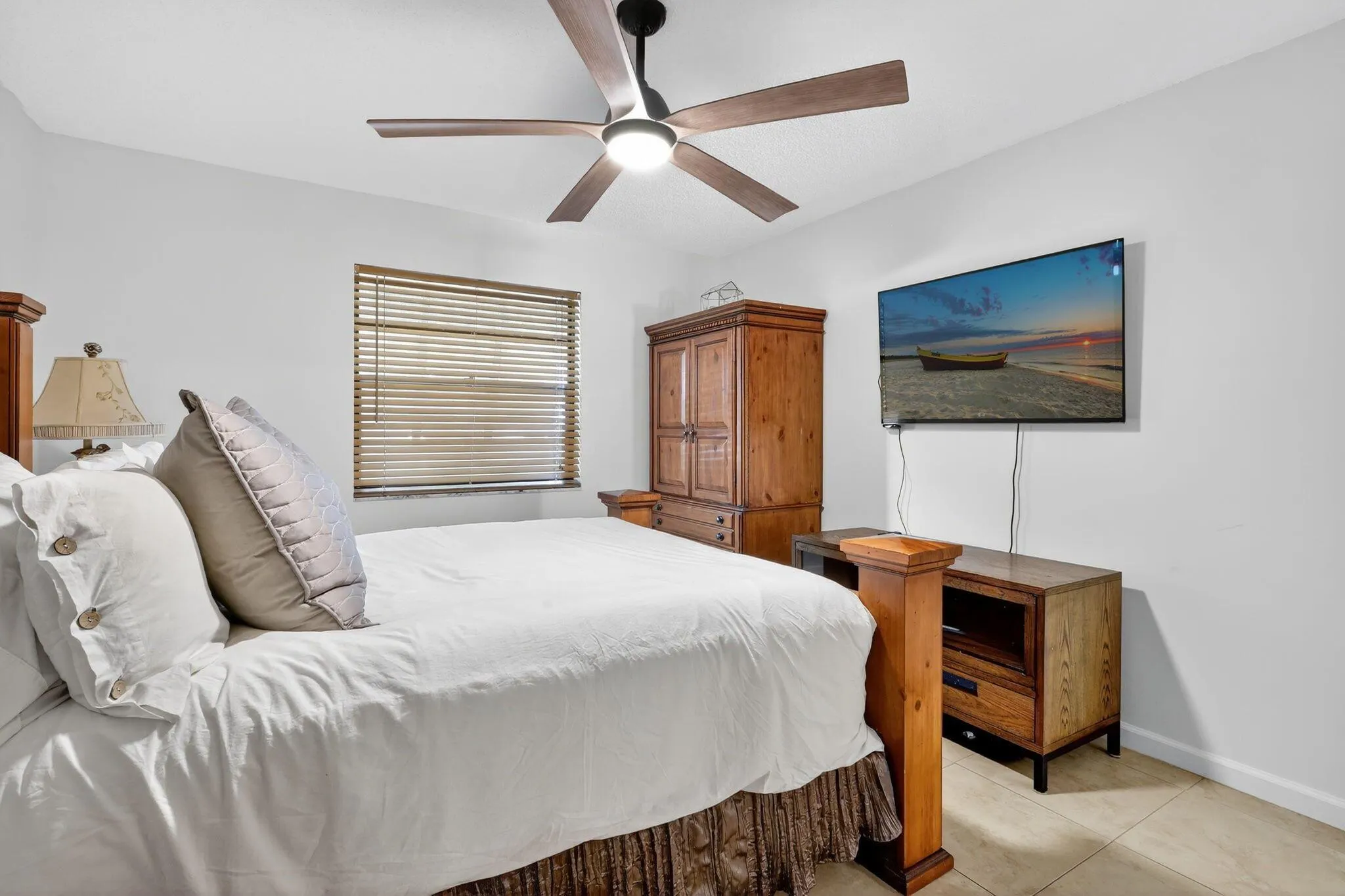 11294 Pine Valley Drive