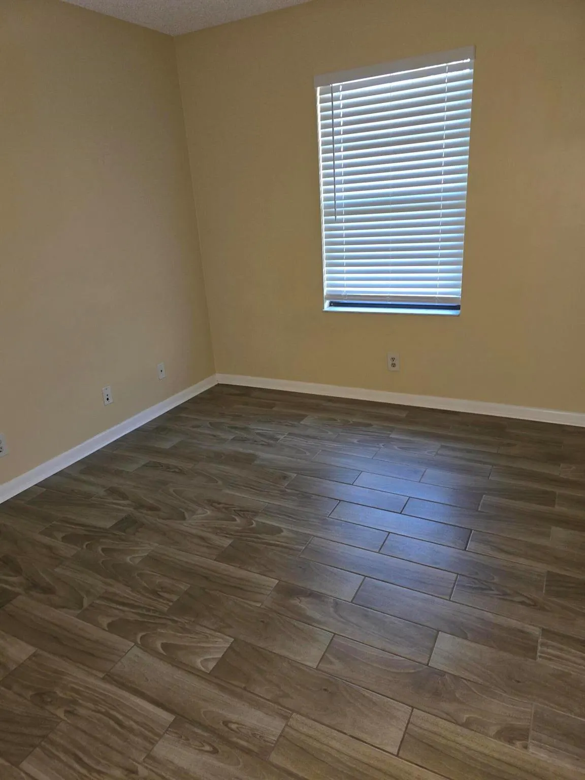 13800 Bottlebrush Court