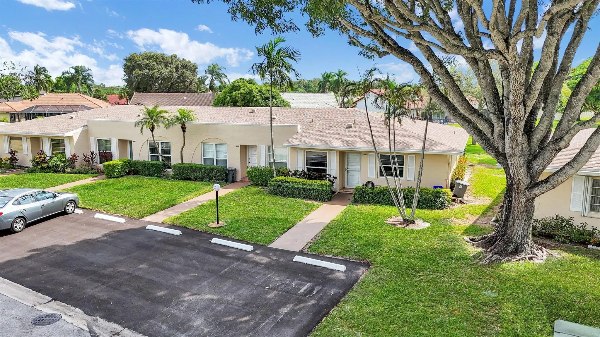 8844 Belle Aire  Dr Drive, #224