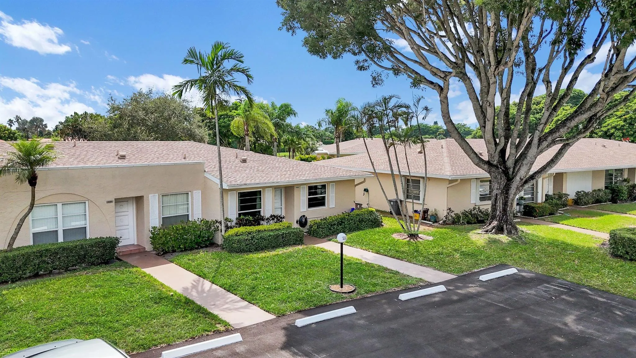 8844 Belle Aire  Dr Drive, #224