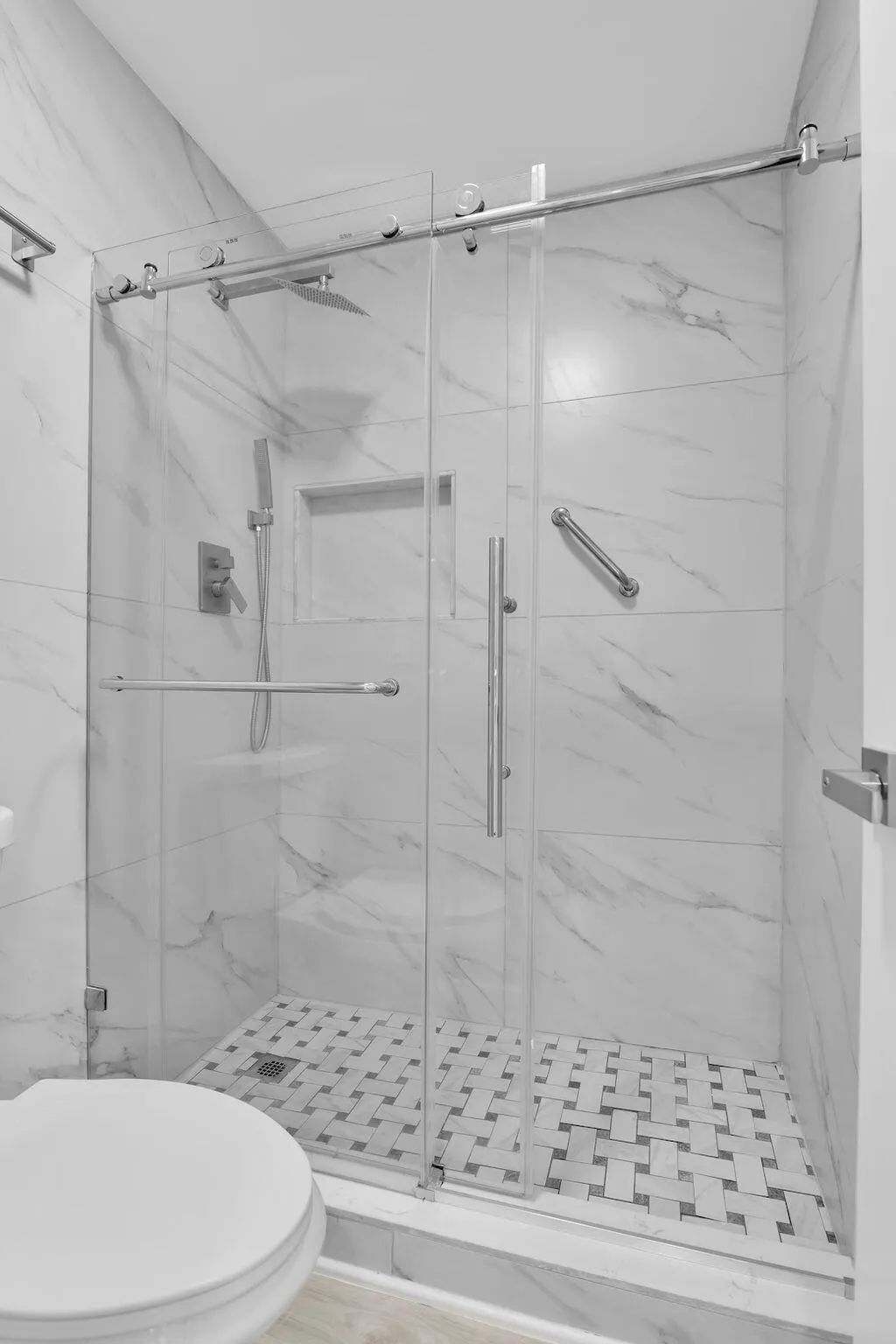 8844 Belle Aire  Dr Drive, #224