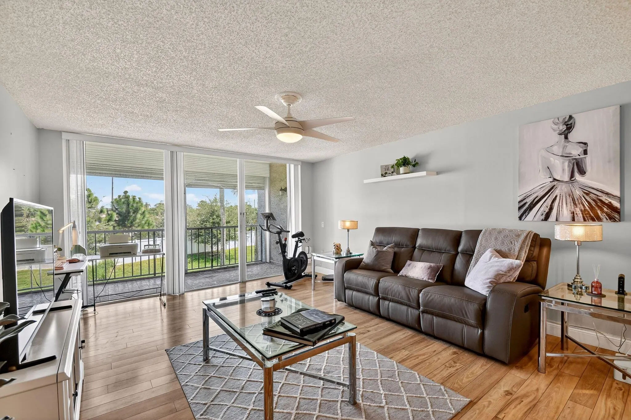 4254 Deste Court, #201