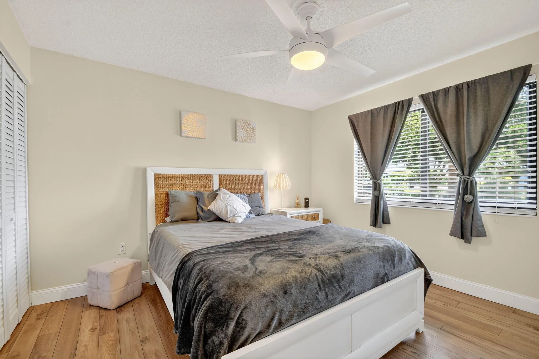 4254 Deste Court, #201