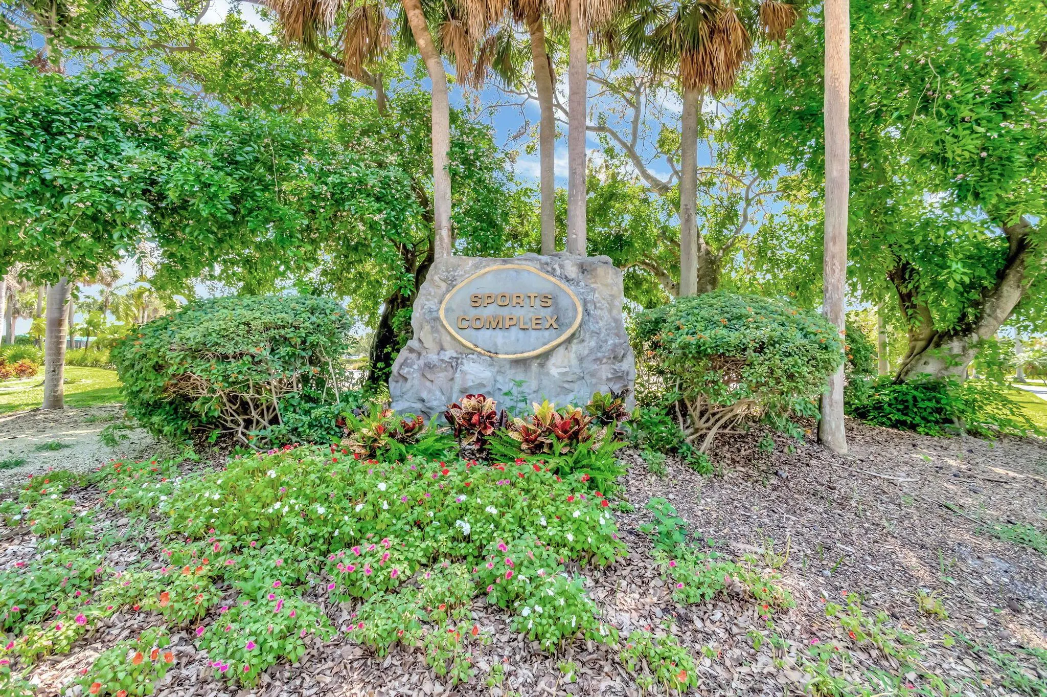 4254 Deste Court, #201
