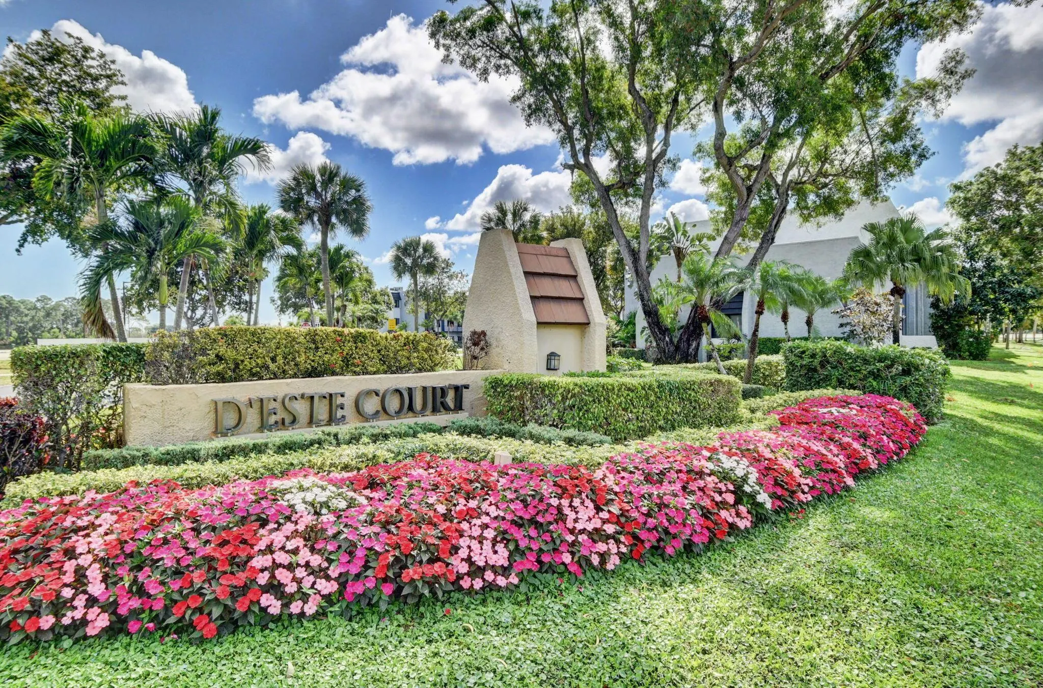 4254 Deste Court, #201