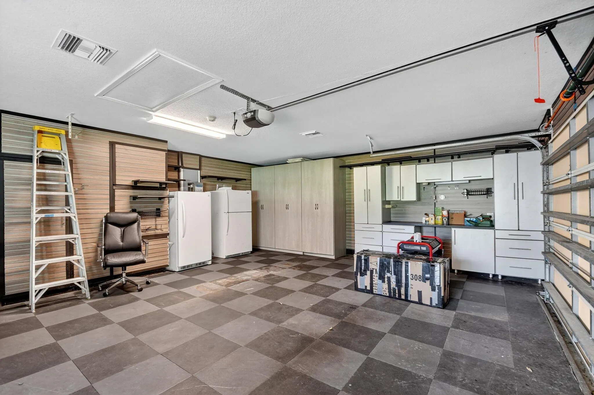 5551 Lago Del Sol Drive