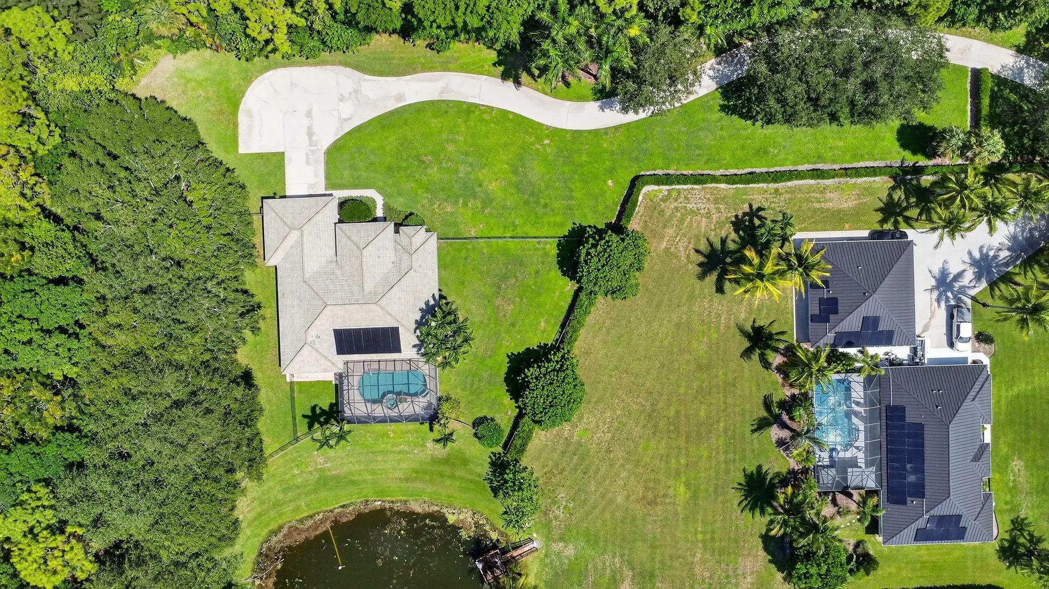 5551 Lago Del Sol Drive