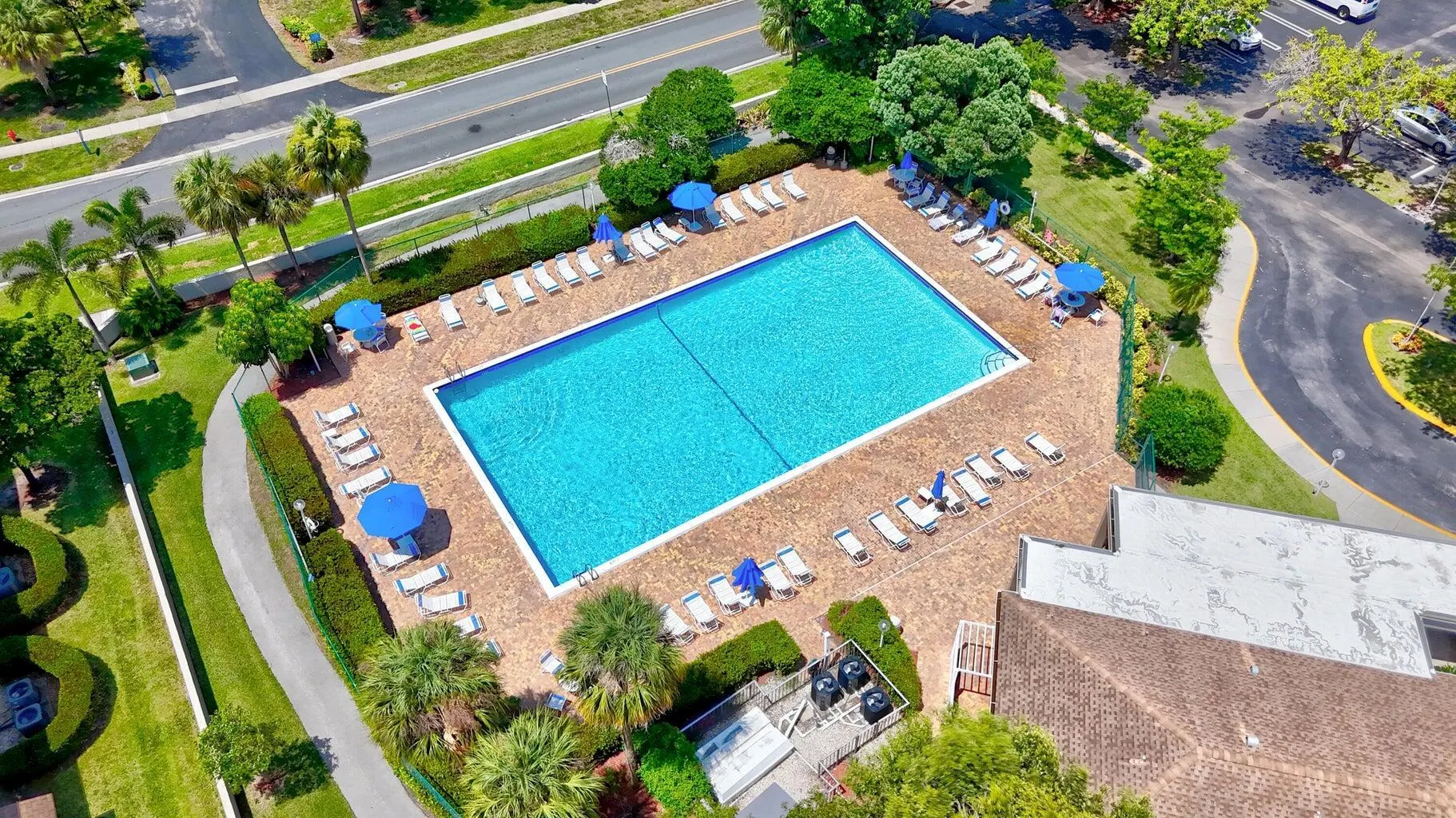 105 Gardens Drive, #102