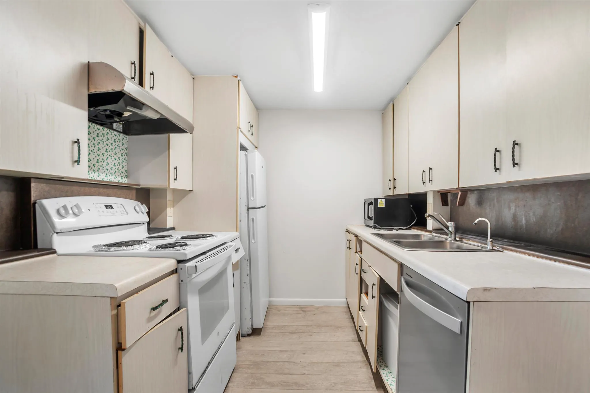 3150 Cambridge G, #3150