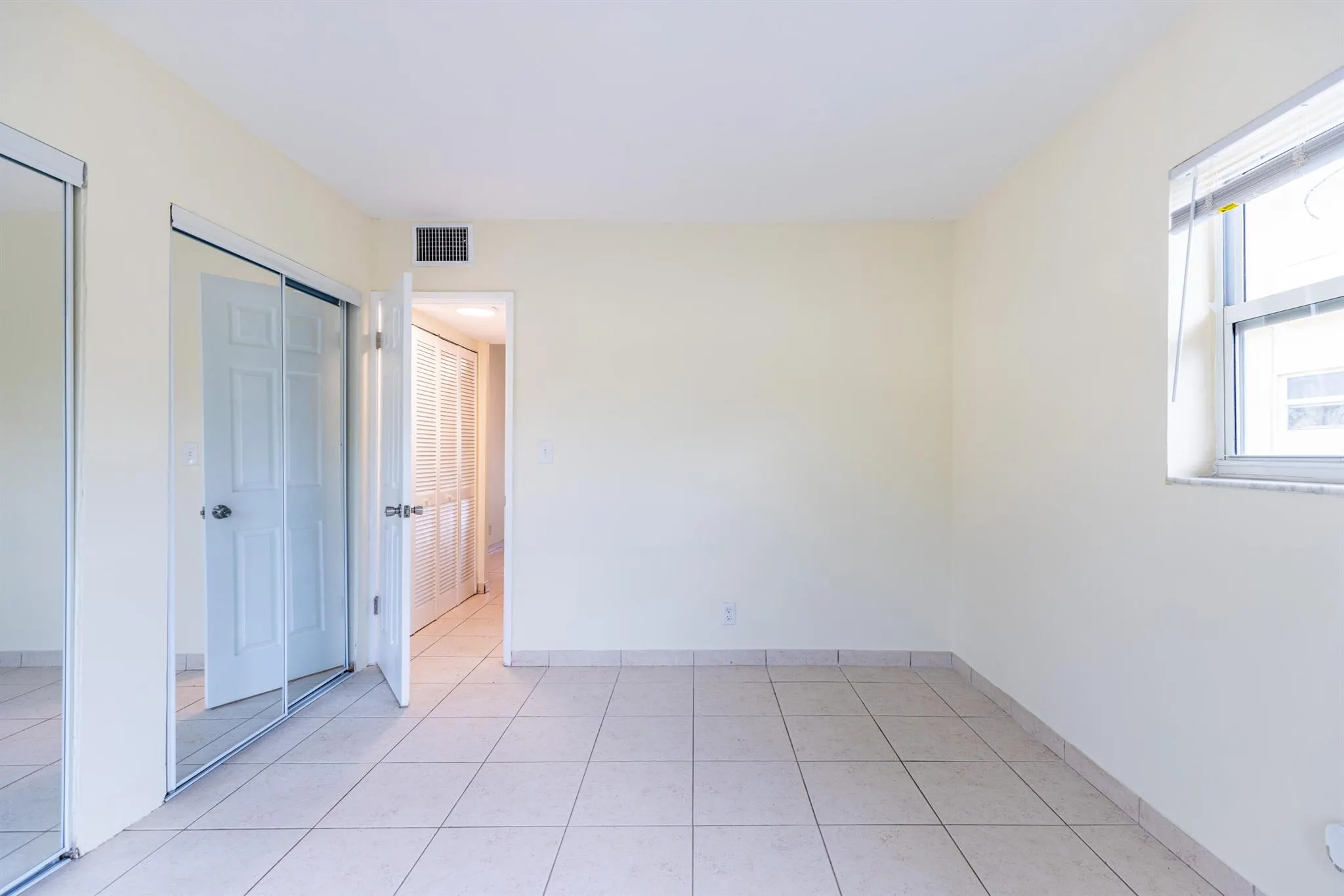 361 SE 19th Avenue, #19