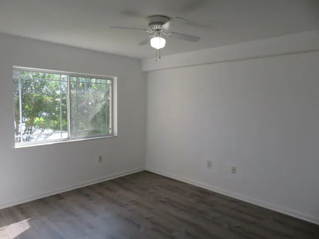 181 SW Palm Drive, #206