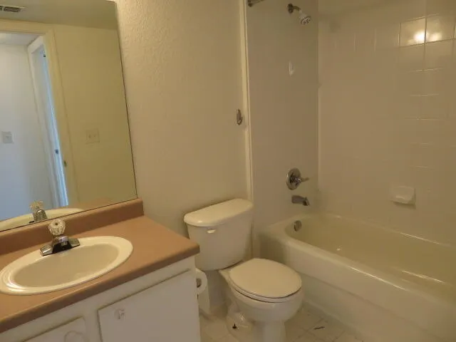 181 SW Palm Drive, #206