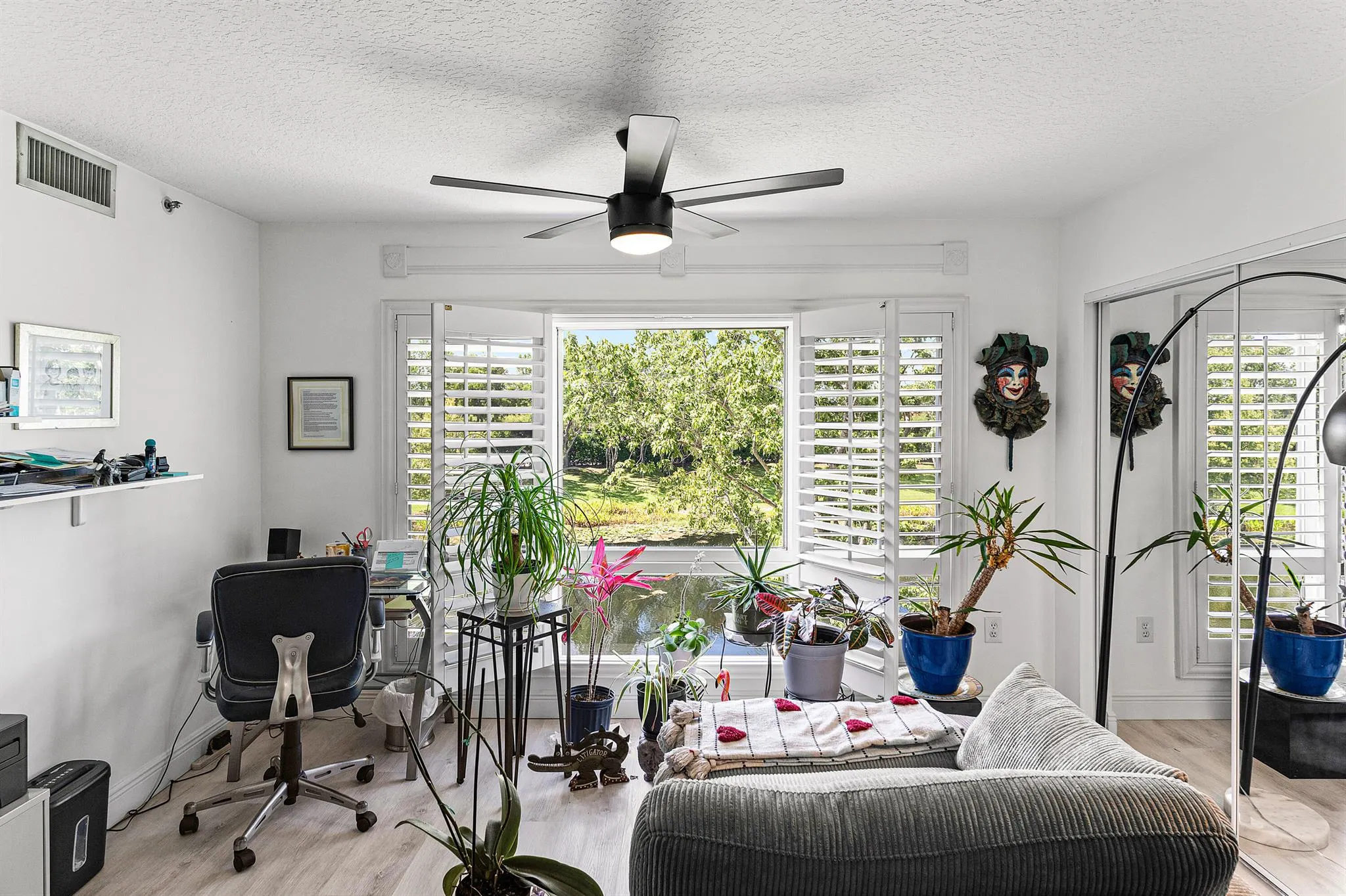 5874 Crystal Shores Drive, #304