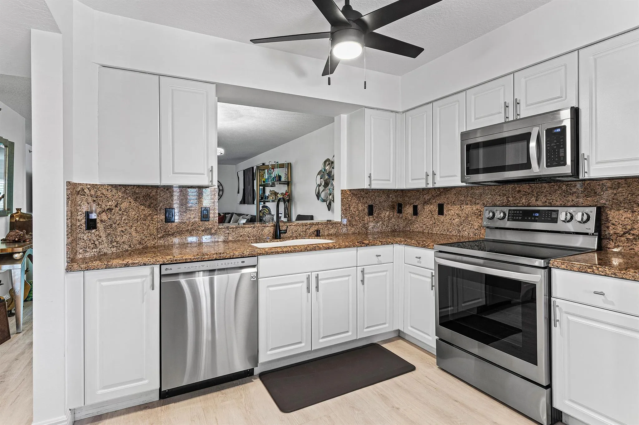 5874 Crystal Shores Drive, #304