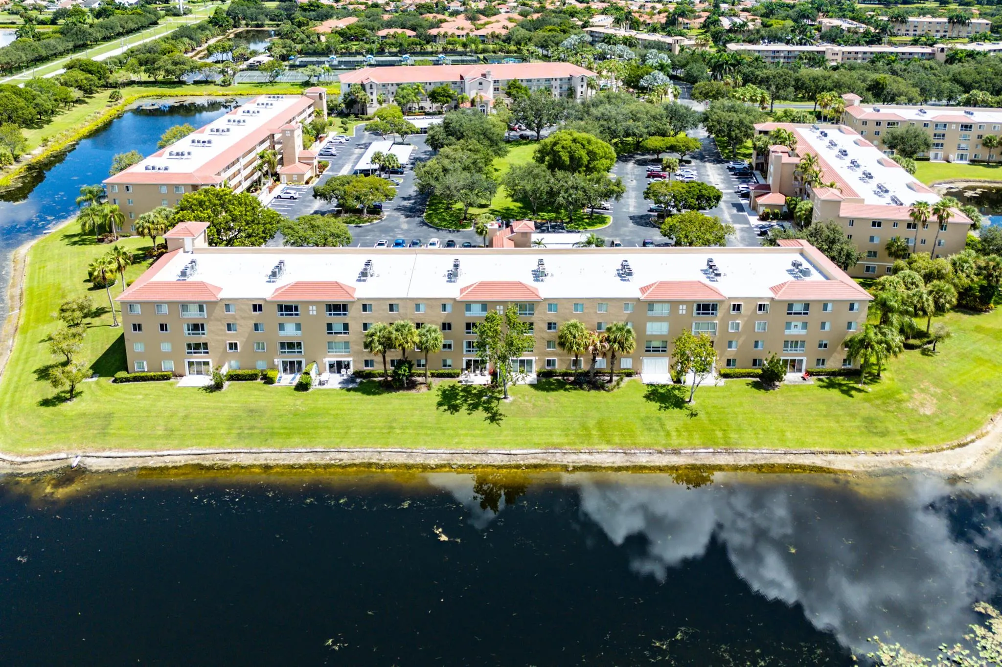 5874 Crystal Shores Drive, #304