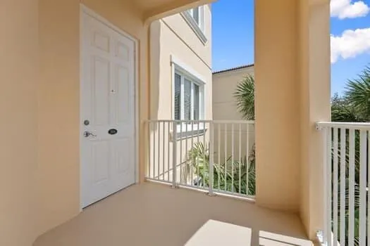 18 Harbour Isles 306 Drive W, #306