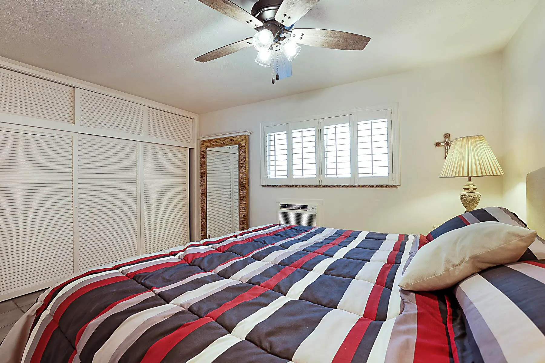 2501 N Ocean Boulevard, #3