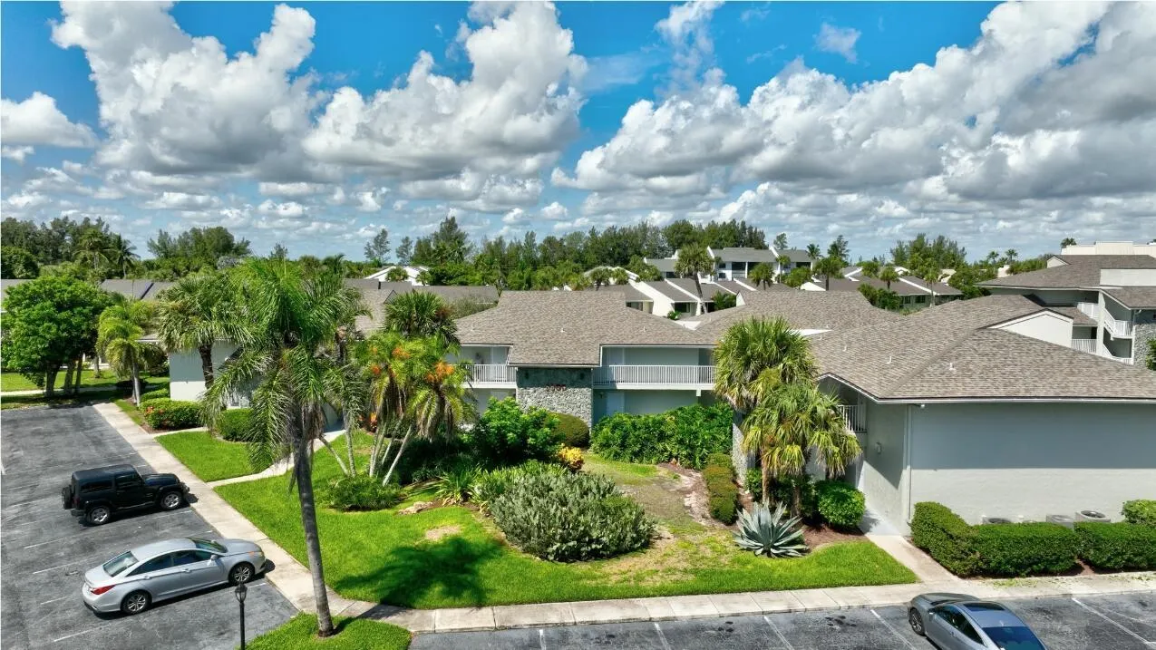 2400 S Ocean Drive, #5623
