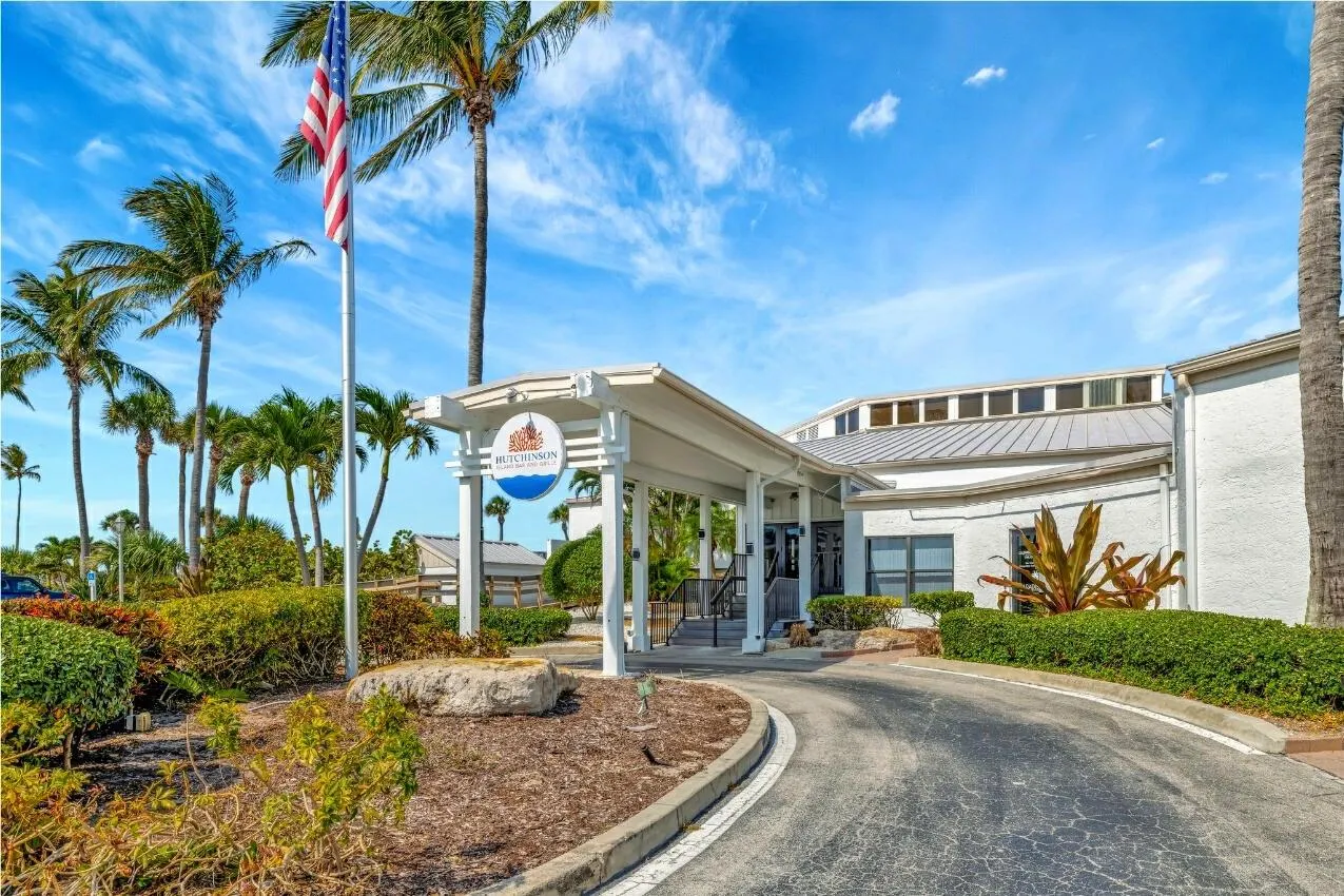2400 S Ocean Drive, #5623