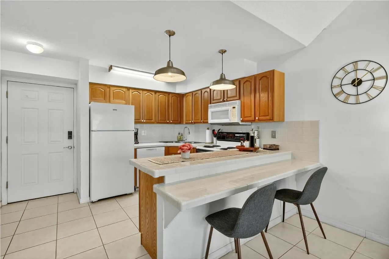 2400 S Ocean Drive, #5623