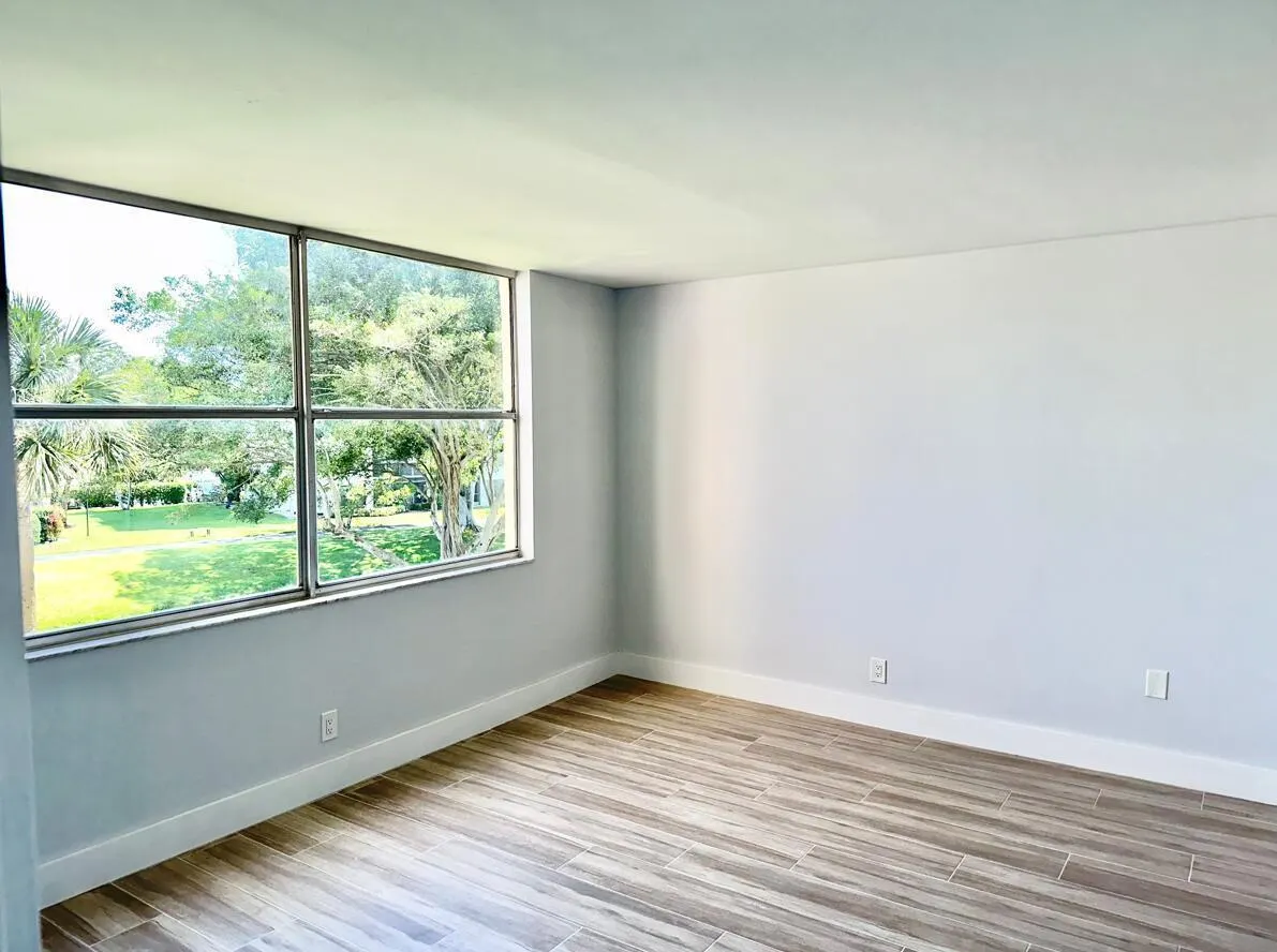 14527 Bonaire Boulevard, #306